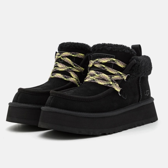 UGG FUNKARRA CABIN CUFF ANKLE BOOTS - Picture 1 of 16